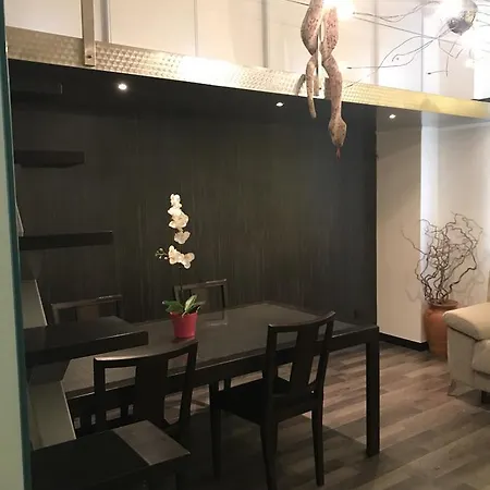 Mediterranean Loft Sea Border 度假居